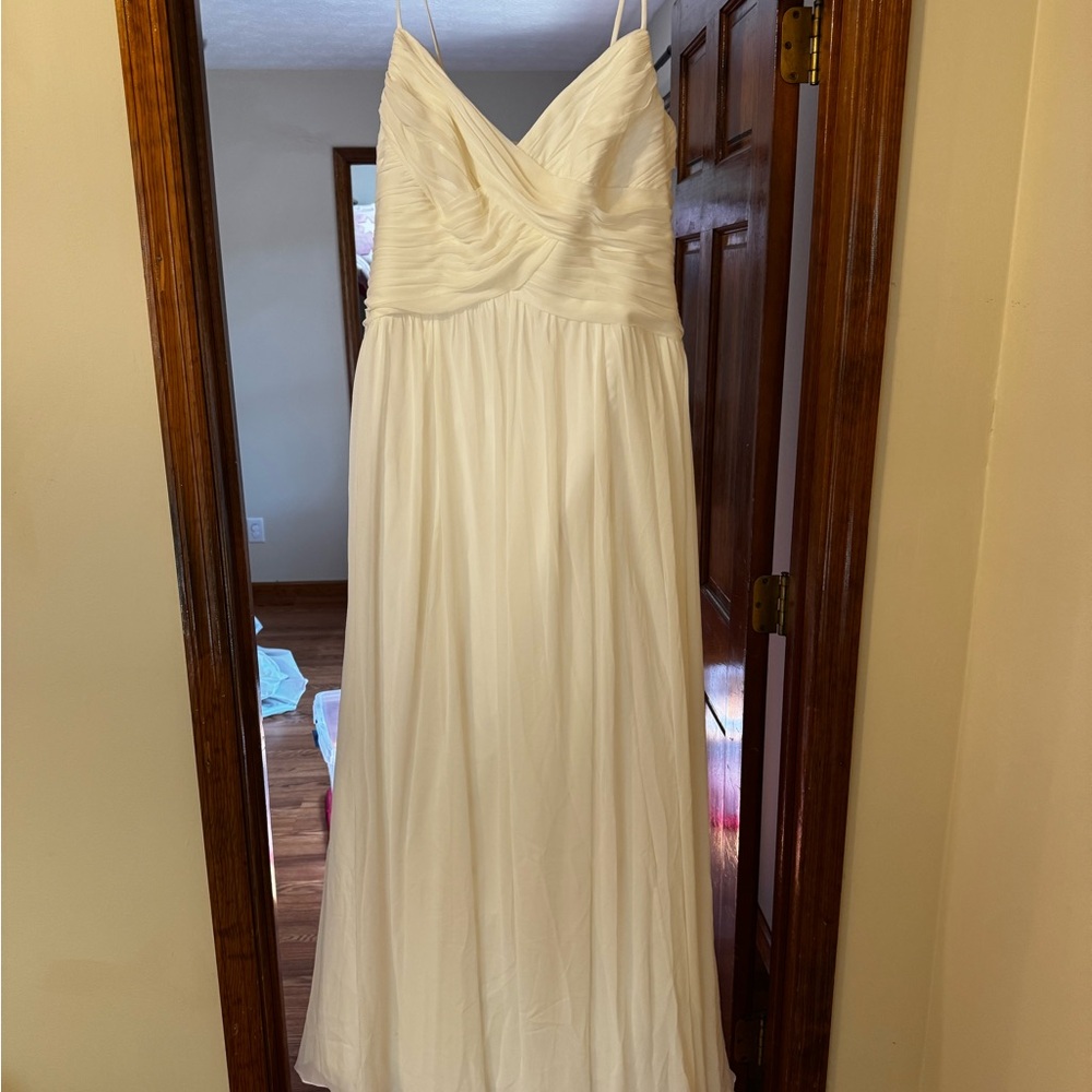 David's Bridal Strapless White Gown